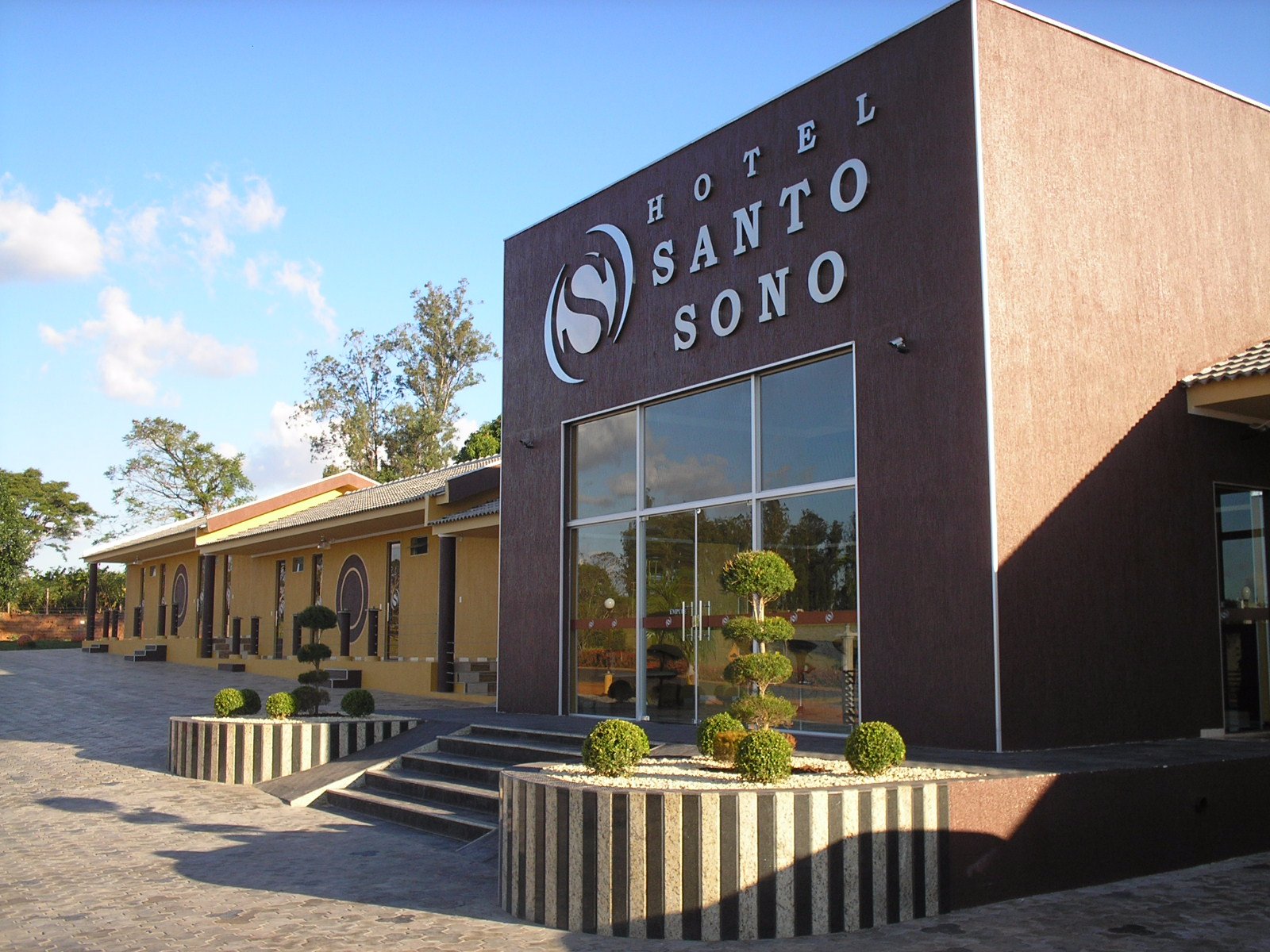 Quatá São Paulo fonte: dynamic-media-cdn.tripadvisor.com Fonte: dynamic-media-cdn.tripadvisor.com